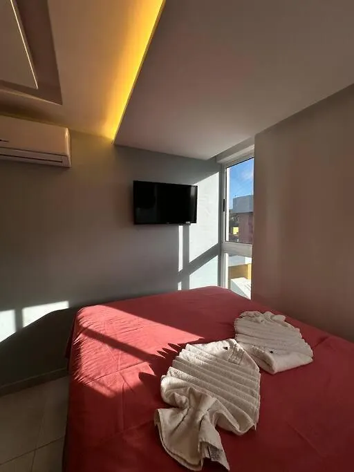 Flat Confortavel E Completo A Poucos Passos Da Praia Em Porto De Galinhas Rua Das Sombrinhas 0*,  Brasil